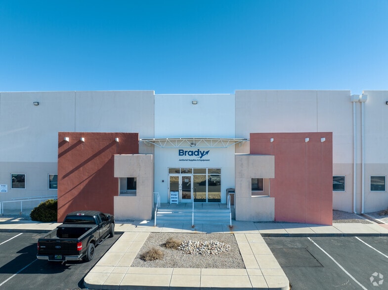 8600 San Mateo Blvd NE, Albuquerque, NM for lease - Building Photo - Image 2 of 4