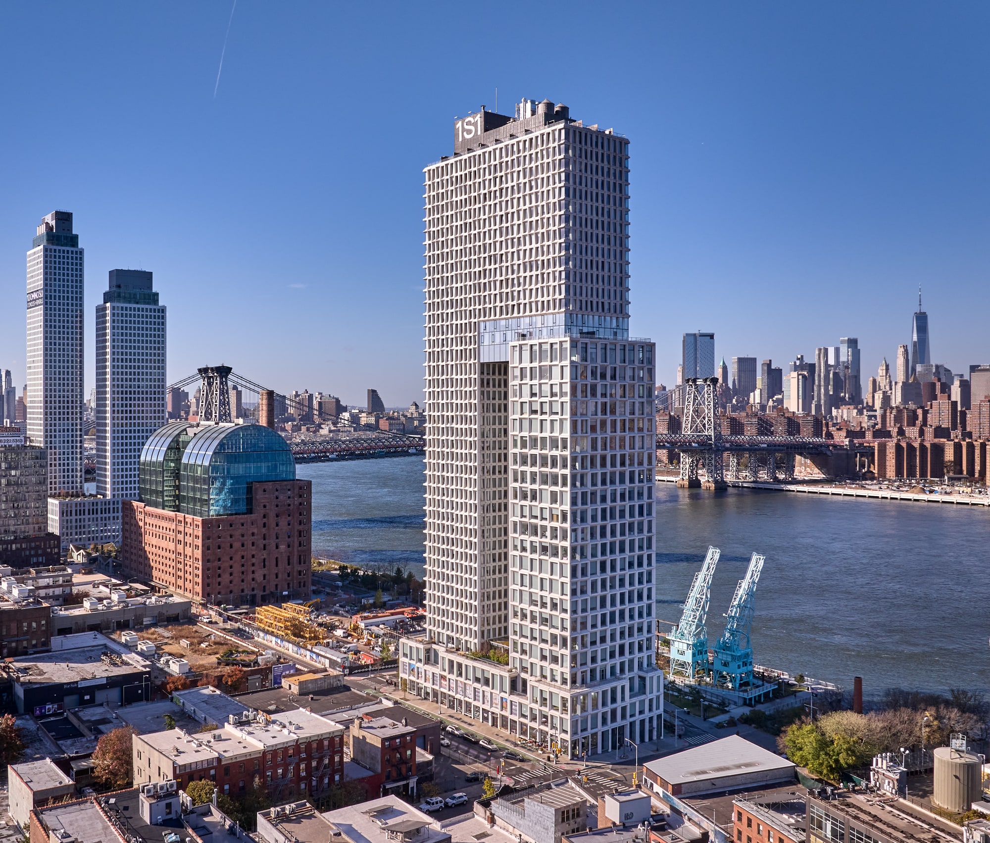 10 Grand St, Brooklyn, NY for lease Building Photo- Image 1 of 17