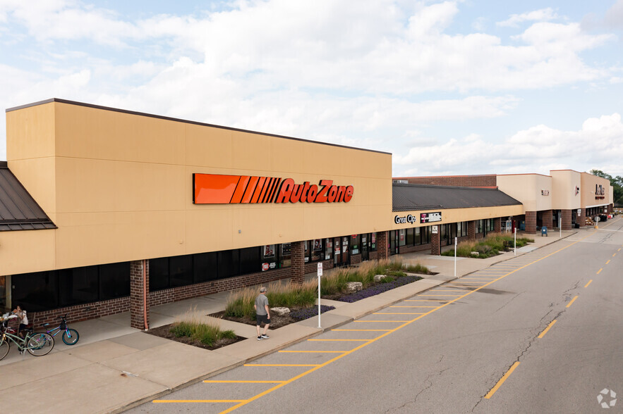 20 Biesterfield Rd, Elk Grove Village, IL for lease - Building Photo - Image 3 of 6