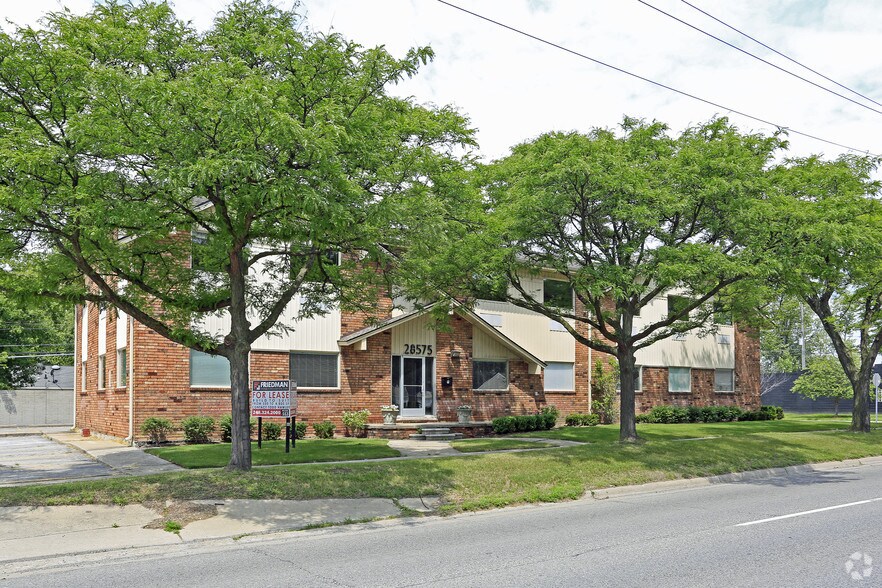 28575 Greenfield Rd, Southfield, MI for sale - Primary Photo - Image 1 of 1