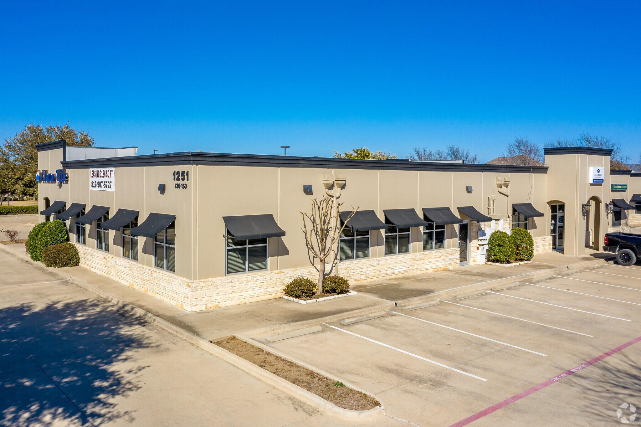 1251 W Green Oaks Blvd, Arlington, TX for sale Building Photo- Image 1 of 1