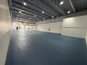 7 Deforest St, Amityville, NY for lease Interior Photo- Image 1 of 19