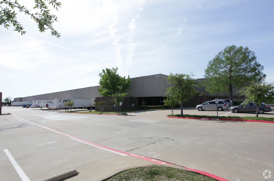 2700 Story Rd W, Irving, TX for sale - Primary Photo - Image 1 of 1