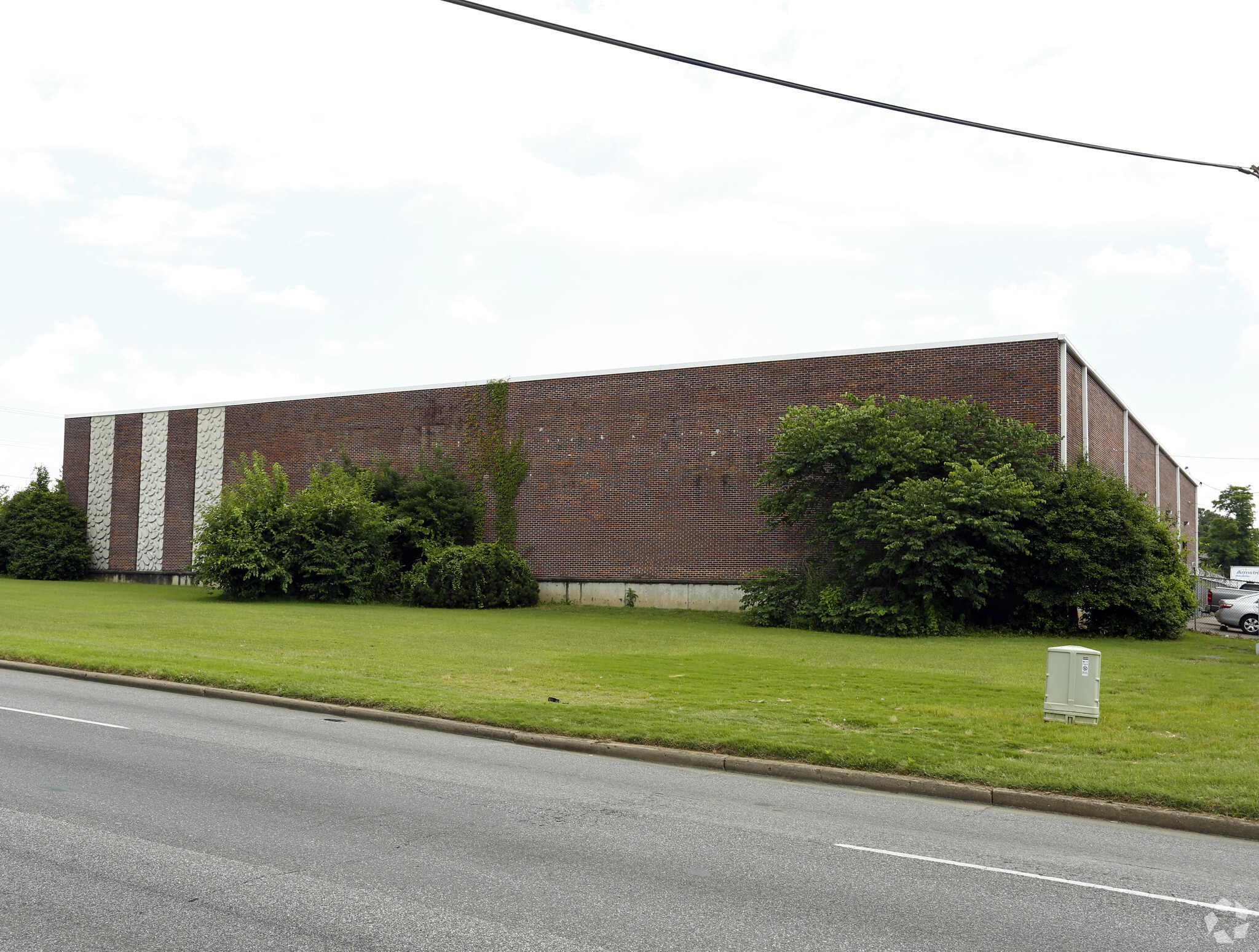 3569 Air Park St, Memphis, TN for lease Building Photo- Image 1 of 7