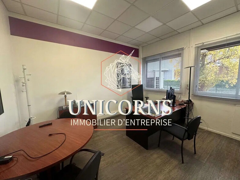 Industrial in Toulouse for lease - Interior Photo - Image 3 of 6