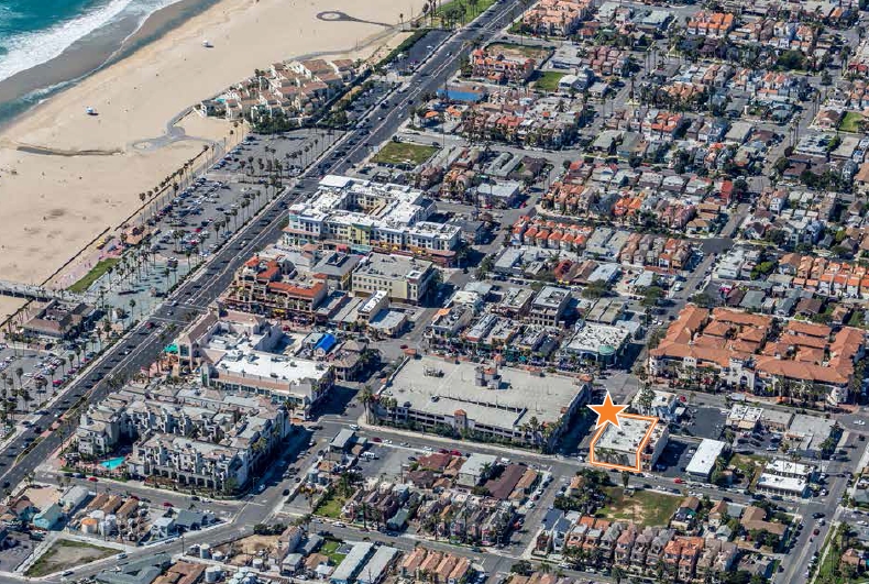 303 3rd St, Huntington Beach, CA for lease - Aerial - Image 2 of 3