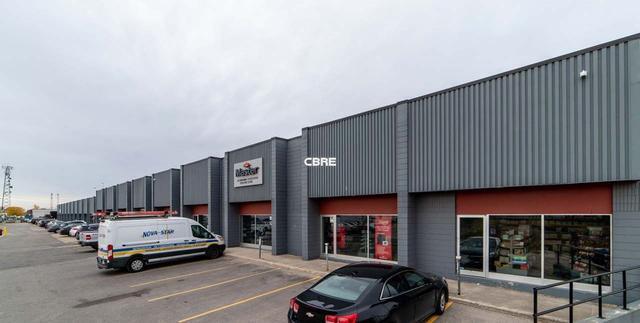 2061 Logan Ave, Winnipeg, MB for lease - Primary Photo - Image 1 of 4