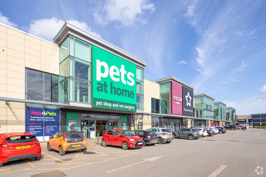 Springfield Rd, Hull, HU10 6RJ Anlaby Retail Park