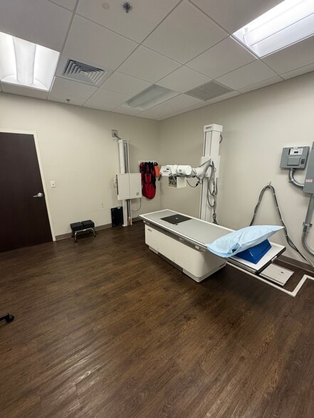 1221 S State Road 7, Wellington, FL for lease - Interior Photo - Image 2 of 13