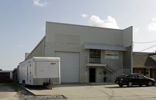 4405 Zenith St, Metairie LA - Warehouse