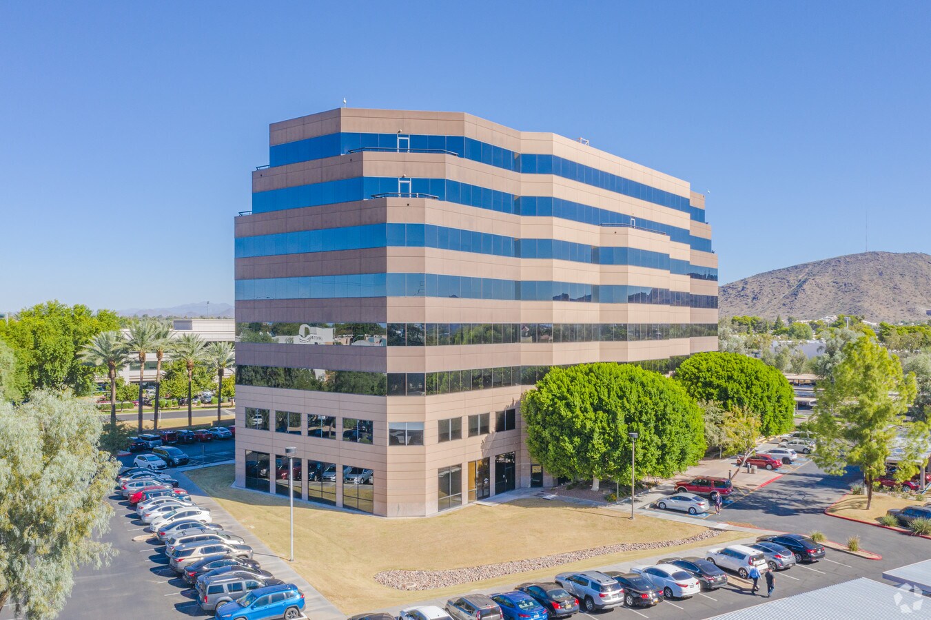 10851 N Black Canyon Hwy, Phoenix, AZ 85029 Black Canyon Tower