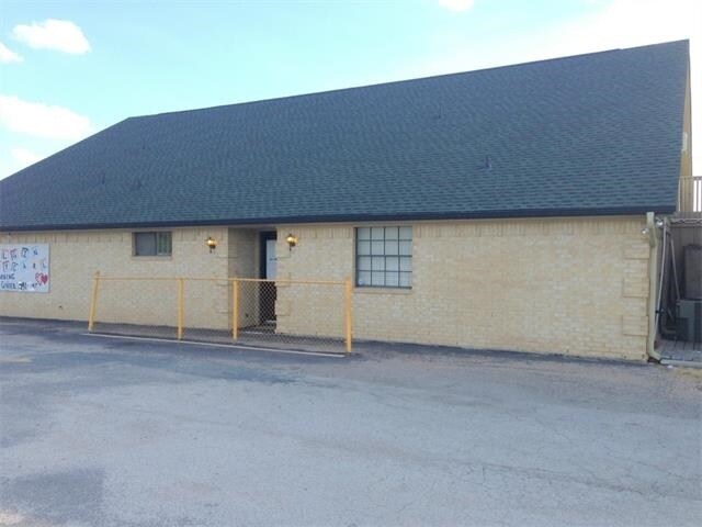 700 Bull Run, Elgin, TX for sale - Primary Photo - Image 1 of 1