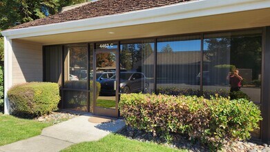 4463 Stoneridge Dr, Pleasanton, CA for lease Interior Photo- Image 2 of 19