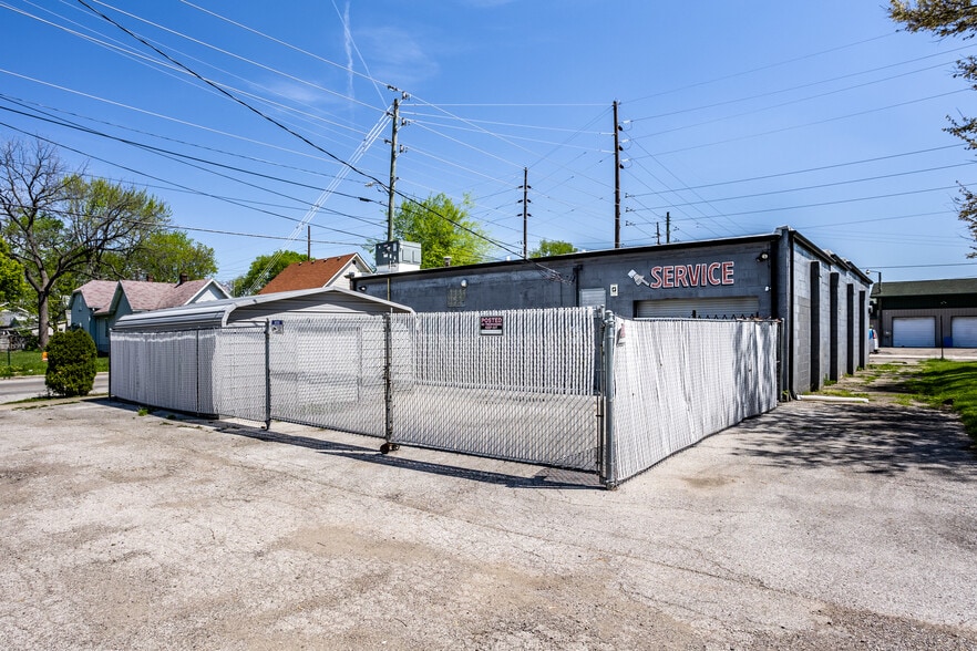 502 S Keystone Ave, Indianapolis, IN for sale - Building Photo - Image 2 of 21