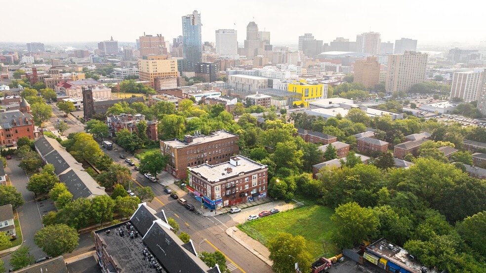 632-634 Martin Luther King Blvd, Newark, NJ for sale - Building Photo - Image 3 of 11