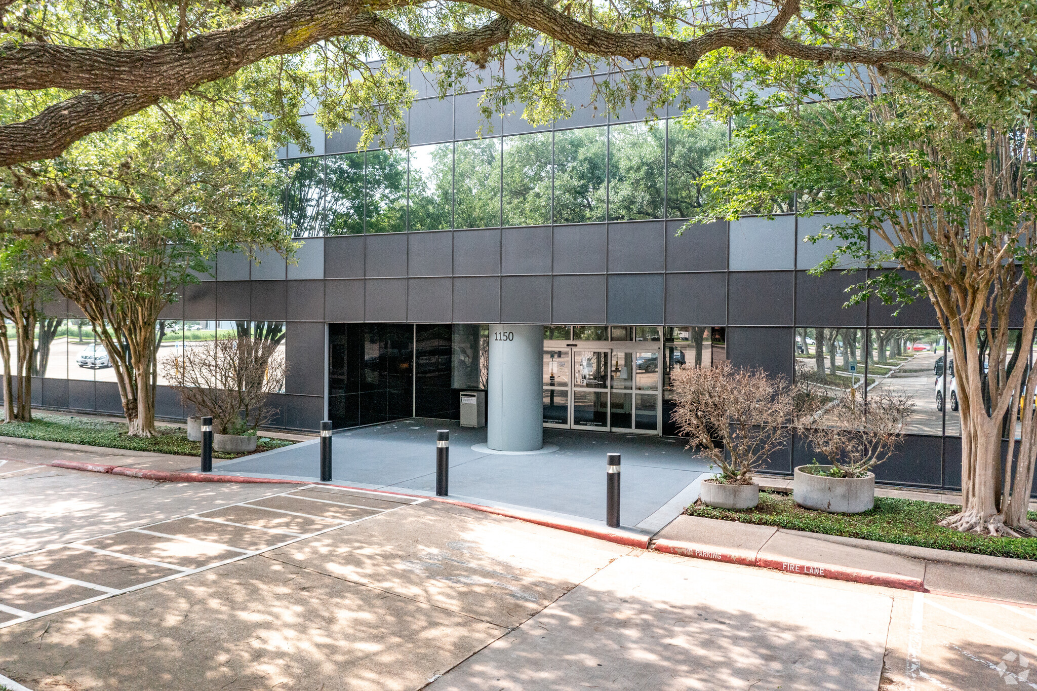 1150 Gemini St, Houston, TX for lease Building Photo- Image 1 of 2