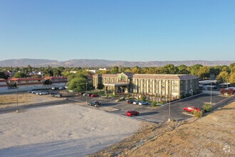 43719 17th St W, Lancaster, CA - AERIAL map view