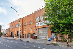 39-12 Crescent St - Warehouse