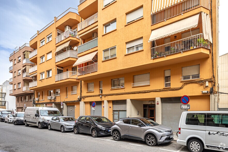 Carrer Del Germà Joaquim, 49-55, Terrassa, Barcelona for sale - Building Photo - Image 2 of 3