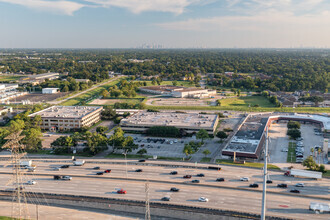 450 N Sam Houston Pky E, Houston, TX - aerial  map view