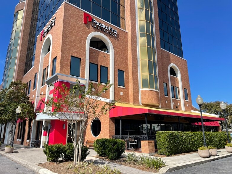 1022 W 23rd St, Panama City, FL for lease - Building Photo - Image 1 of 9