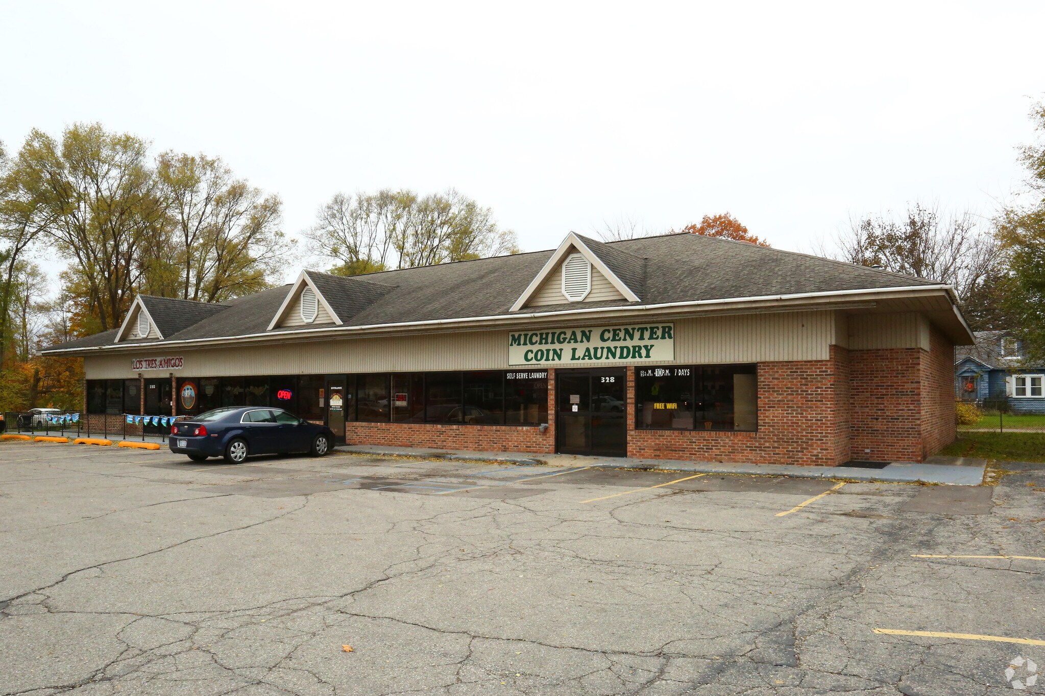 328 5th St, Michigan Center, MI for sale Primary Photo- Image 1 of 1