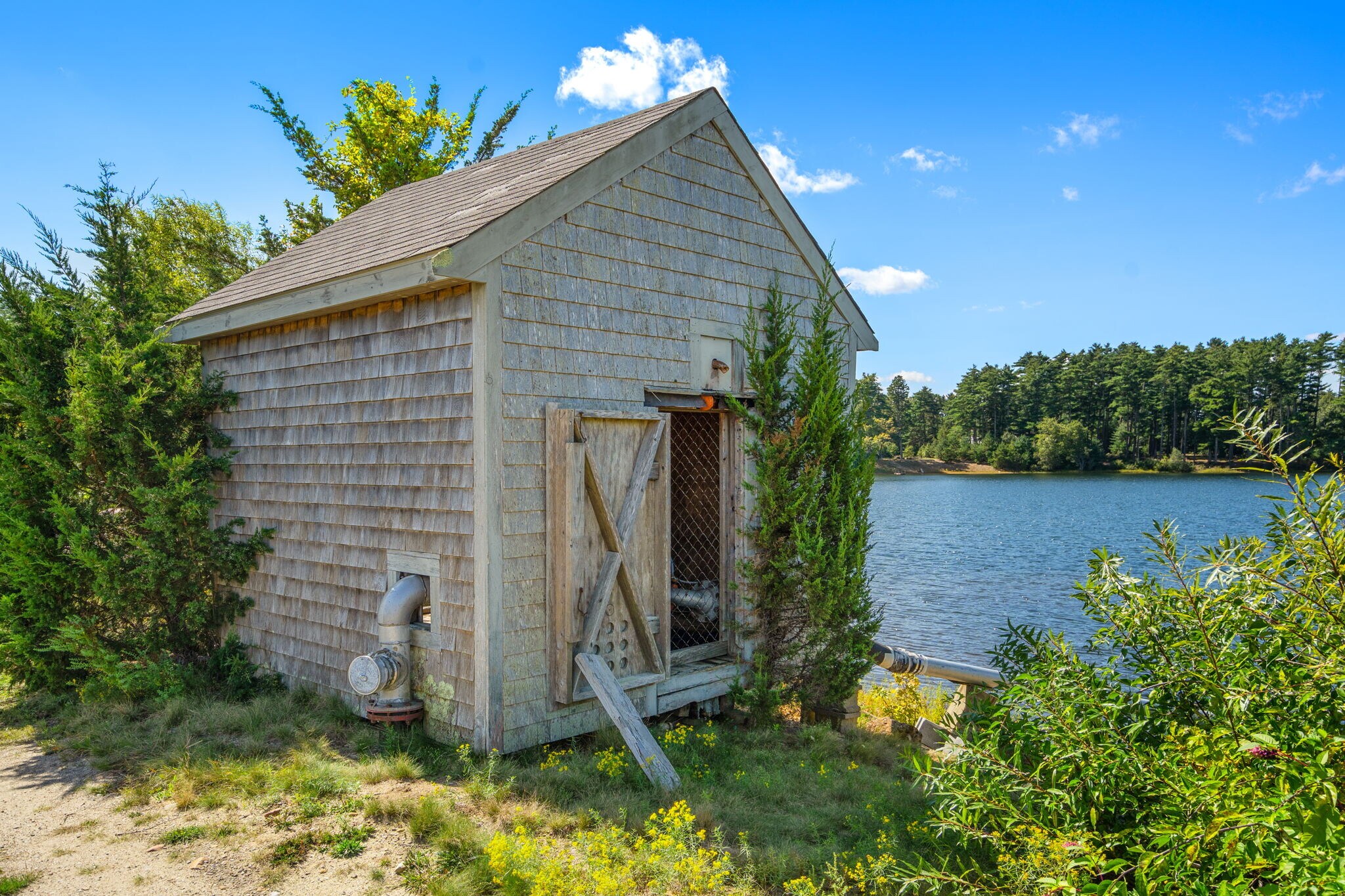 00 fuller street, Carver, MA 02330 John's Pond 0 Silva St. Carver MA