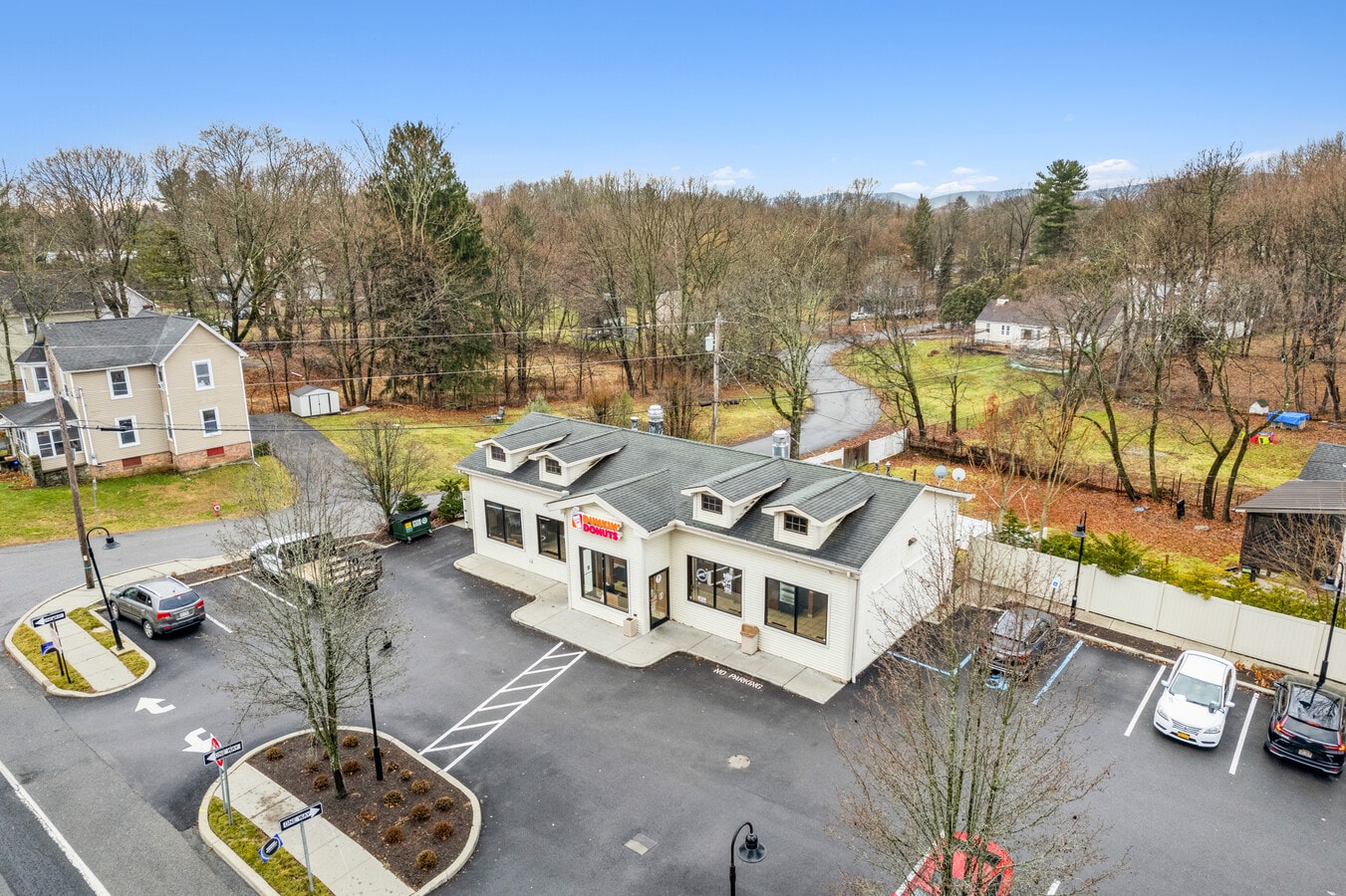 411 Violet Ave, Poughkeepsie, NY 12601