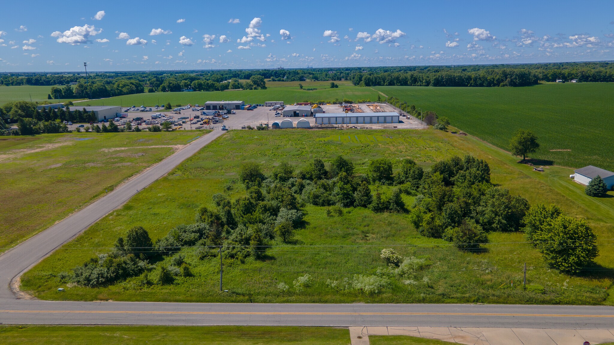 E Division Rd, Valparaiso, IN for sale Building Photo- Image 1 of 4