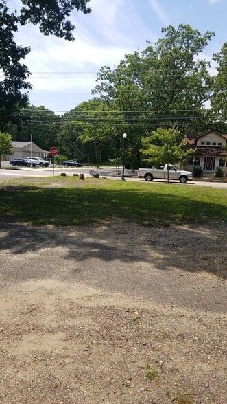 621 Erial Rd, Pine Hill, NJ for lease - Building Photo - Image 1 of 4