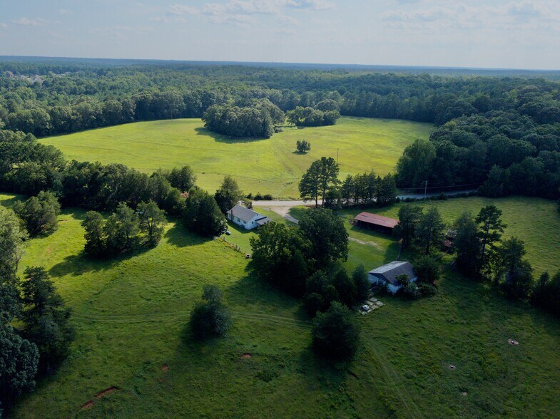 548 Chestnut Rd, Covington, GA for sale - Building Photo - Image 1 of 1