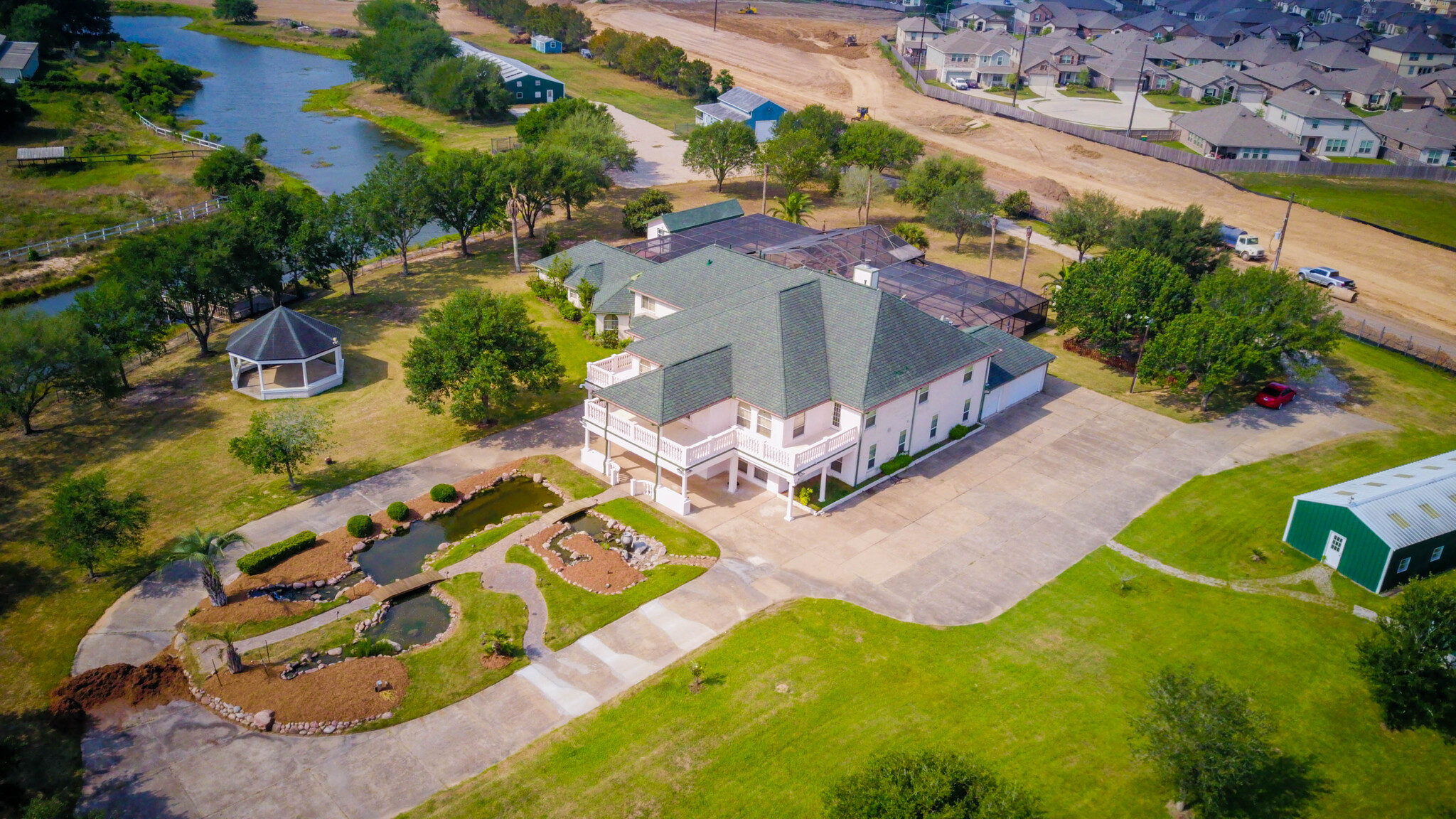 10111 W Hidden Lake Ln, Richmond, TX for sale Aerial- Image 1 of 29