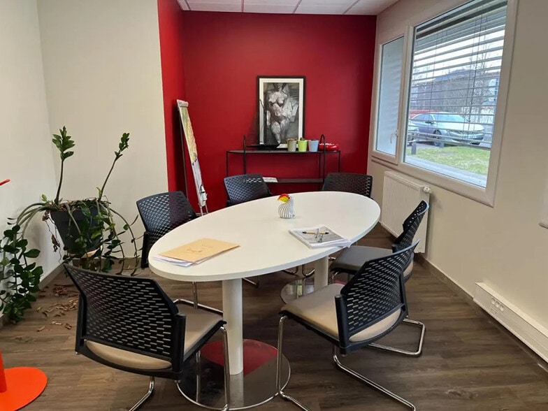Office in Besançon for sale - Interior Photo - Image 3 of 5