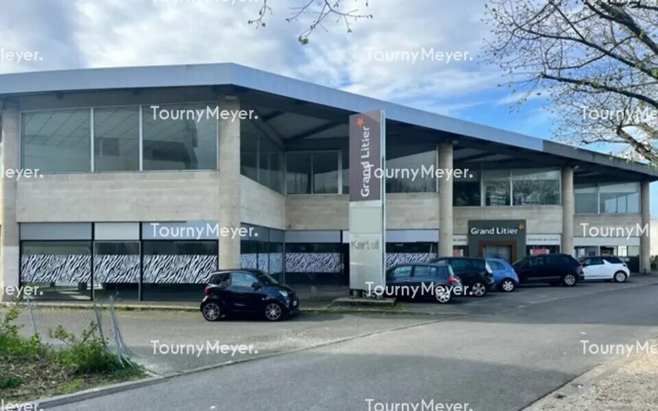 in Mérignac for sale Building Photo- Image 1 of 1