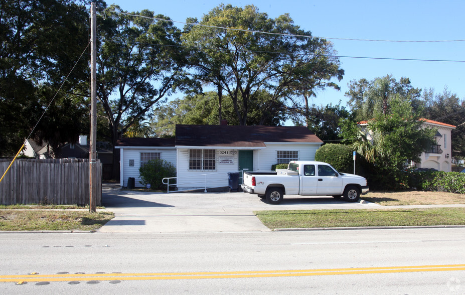 3241 W Kennedy Blvd, Tampa, FL for sale - Primary Photo - Image 1 of 1