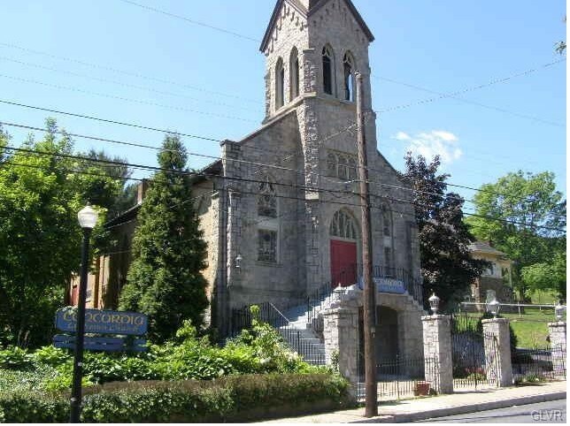 1240 E 4th St, Bethlehem, PA for sale Primary Photo- Image 1 of 1