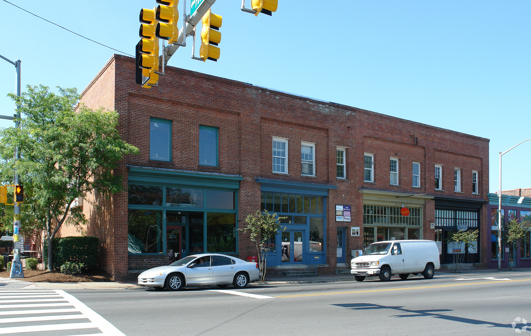 116-120 E Main St, Carrboro, NC for sale Primary Photo- Image 1 of 1