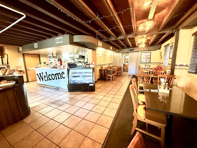 1537 Margaret St, Jacksonville, FL for sale - Building Photo - Image 2 of 10