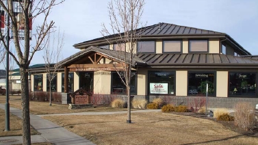 170 SW Scalehouse Loop, Bend, OR for lease - Primary Photo - Image 1 of 5