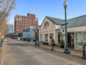 70 Wall St, Asheville, NC for lease Interior Photo- Image 2 of 24