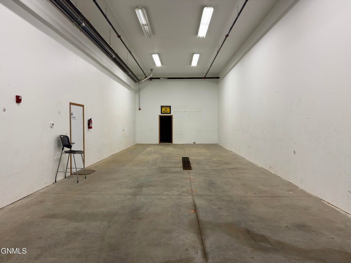 4100 Hagen Ave, Bismarck, ND 58504 - Unit A -  - Interior Photo - Image 1 of 4