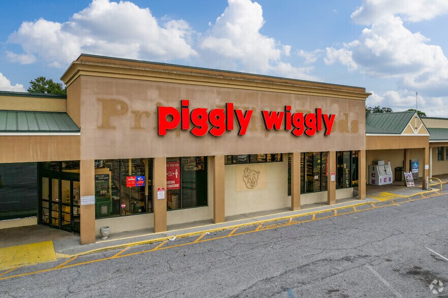 12681274 Yeamans Hall Rd, Hanahan, SC 29410