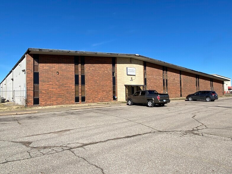 2019 S Southwest Blvd, Wichita, KS 67213