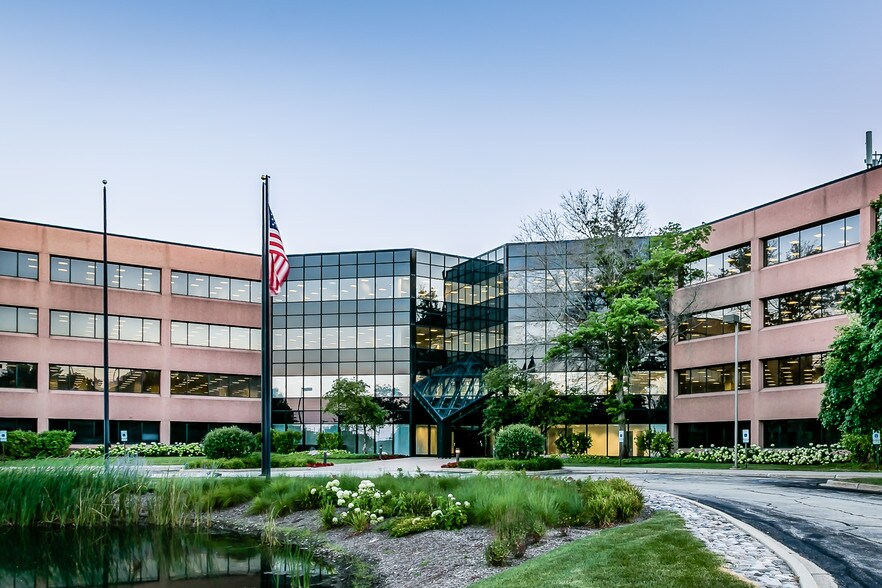 777 Big Timber Rd, Elgin, IL 60123