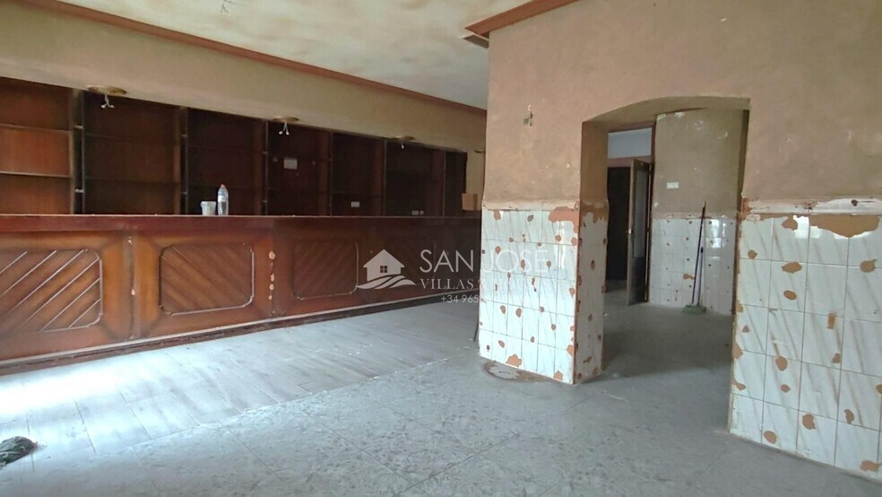 Retail in La Romana for sale - Building Photo - Image 1 of 9