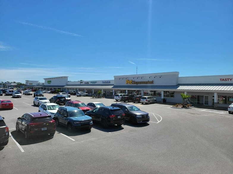 4265 Tamiami Trl, Port Charlotte, FL for lease - Building Photo - Image 1 of 6