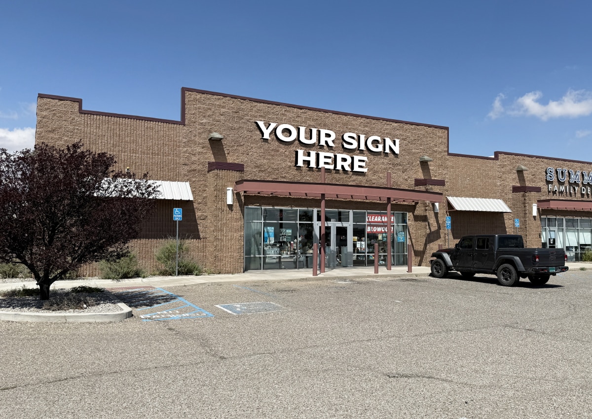 7800 Carr Way NE, Rio Rancho, NM for sale Primary Photo- Image 1 of 1