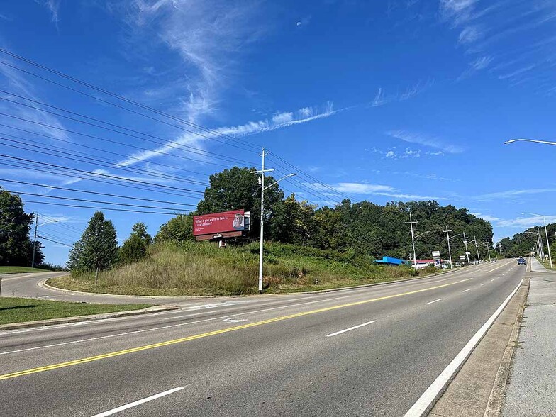 100 W Mountain View Rd, Johnson City, TN for sale - Primary Photo - Image 1 of 7