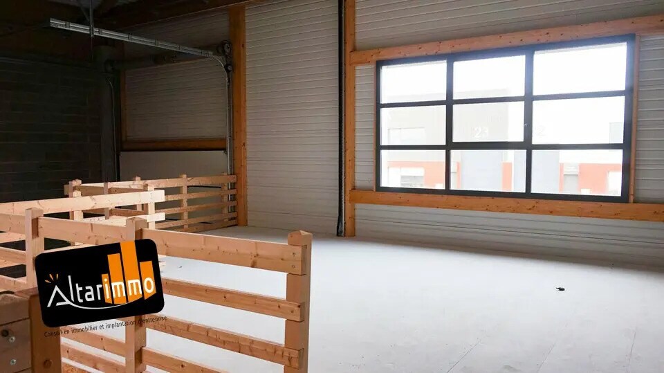 Flex in Gellainville for lease - Interior Photo - Image 2 of 13