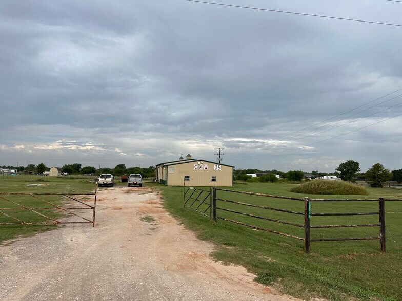 22514 2930 rd, Kingfisher, OK for sale - Primary Photo - Image 1 of 10